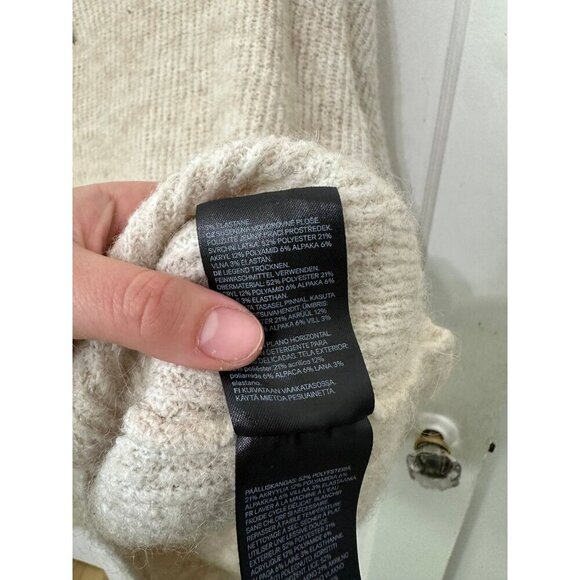 H&M women’s size medium tan, long sleeve sweater - Picture 8 of 11